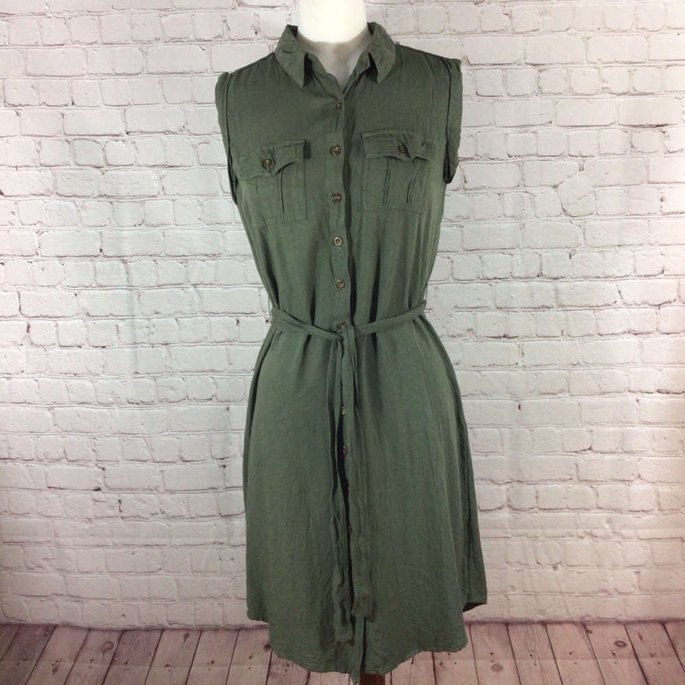 New Look Sleeveless Belted Button Down Green Collared Dress - Size Small